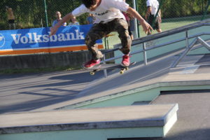 sk8_09-437